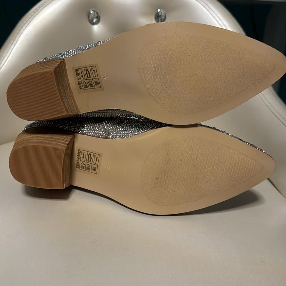 Rhinestone booties size 7 Brand new without box! - Picture 5 of 6